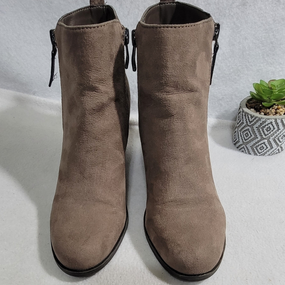 Liz Claiborne Refined Comfort Leather Double Zip Round Toe Ankle Booties Size 10 - Picture 6 of 13